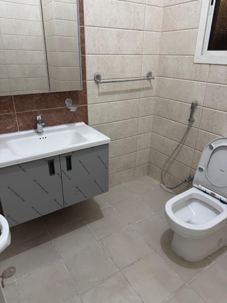 new villa for rent in alwakir - 7