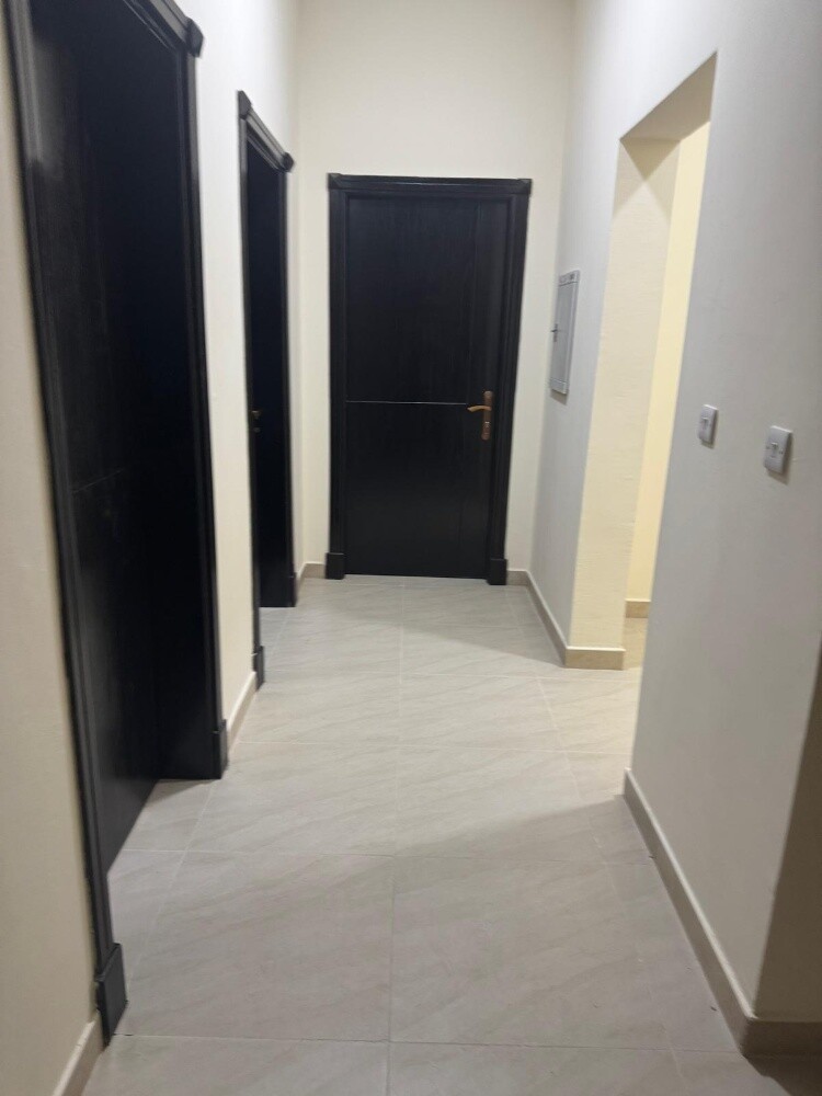 new villa for rent in alwakir - 8