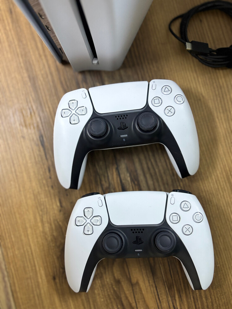 ps 5 slim disc  - 3
