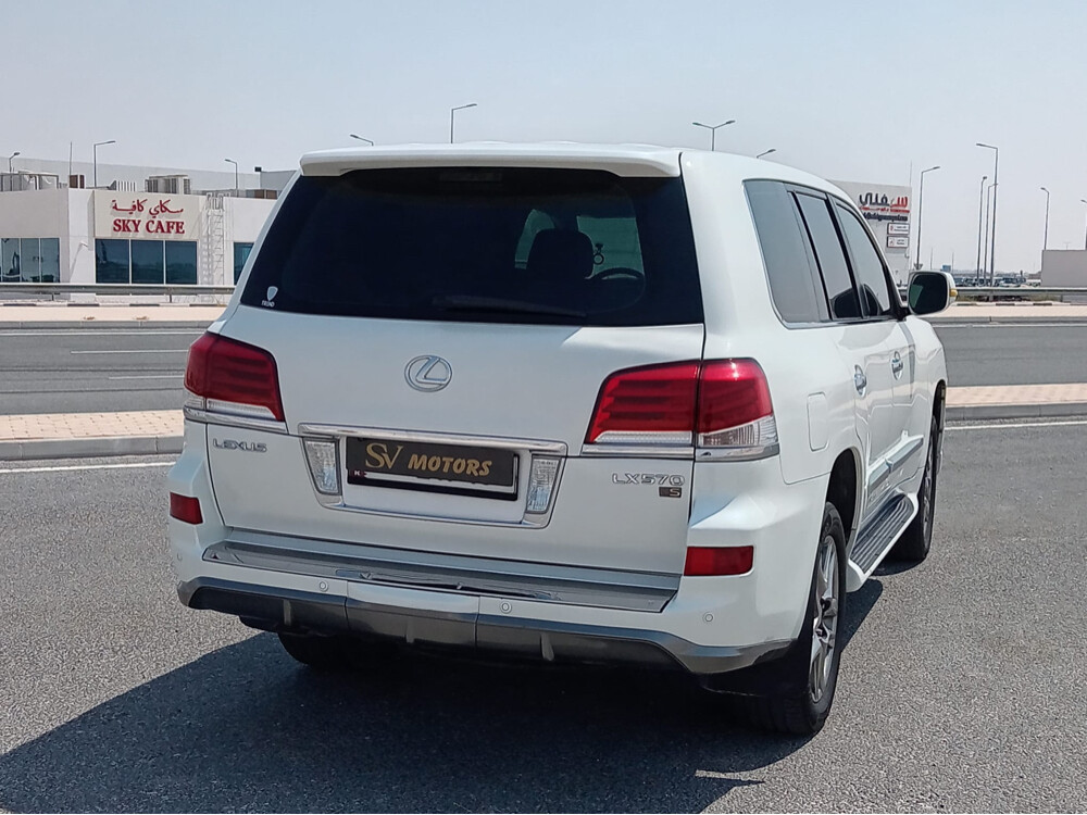 LX570 - 3