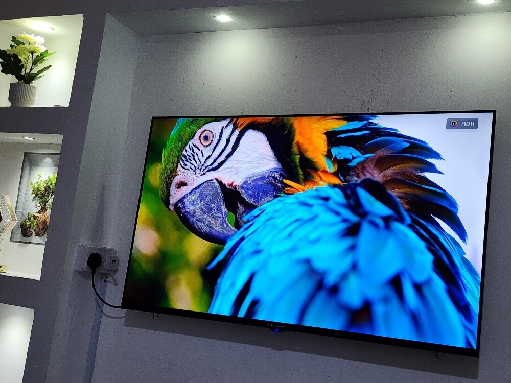 50 smart tv same like new - 4