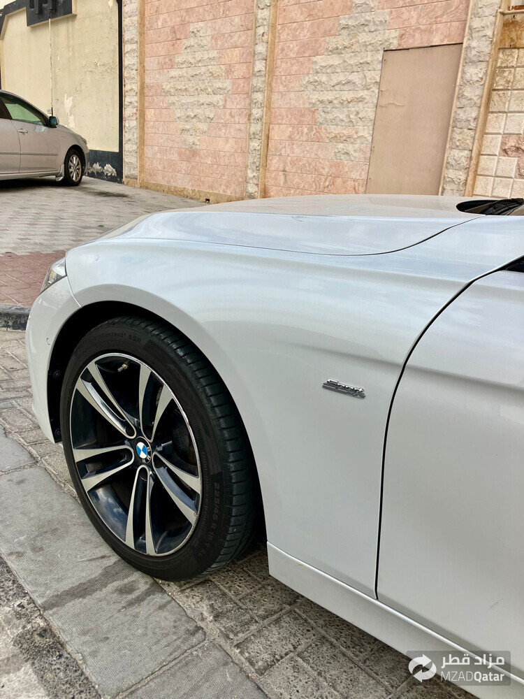 Sport Full Option 318i - 1