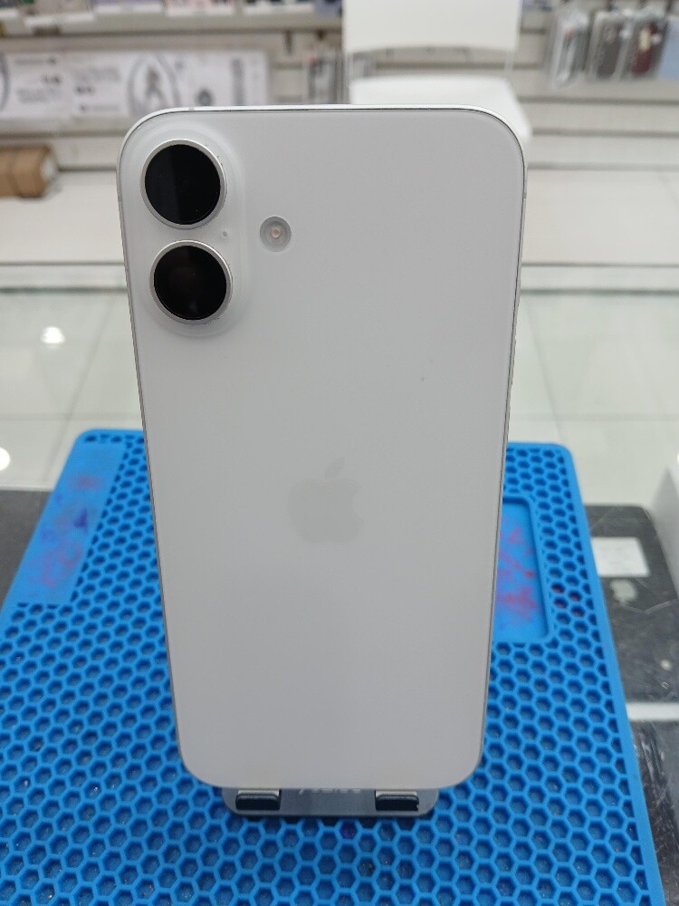 iPhone 16 Plus - 1