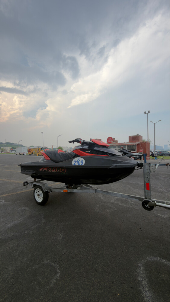 2010 SeaDoo RXT 260 - 4