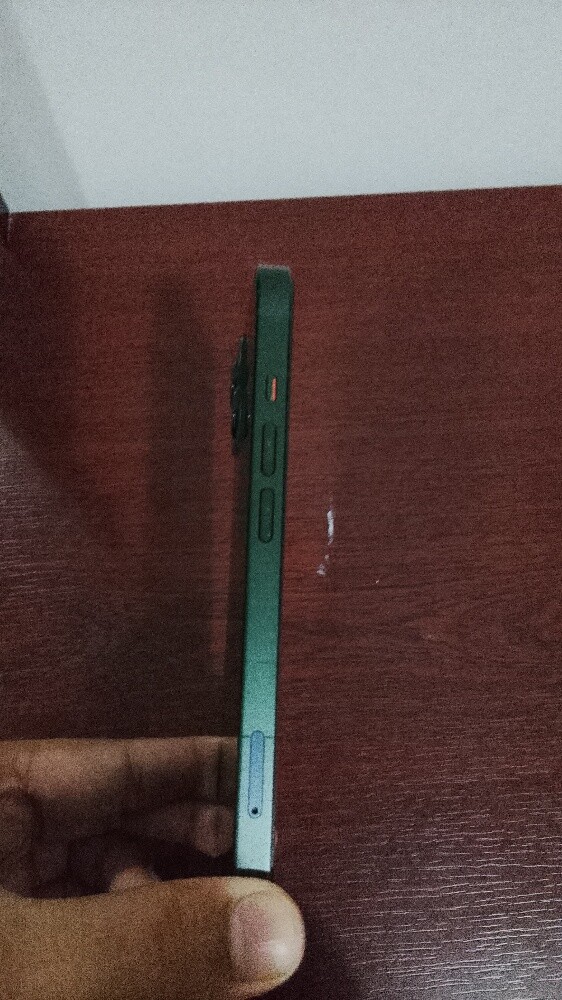 IPHONE 13 128GB GOOD CONDITION - 7
