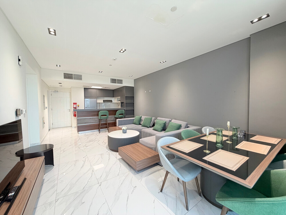 Amazing 1-Bedroom Lusail boulevard - 2