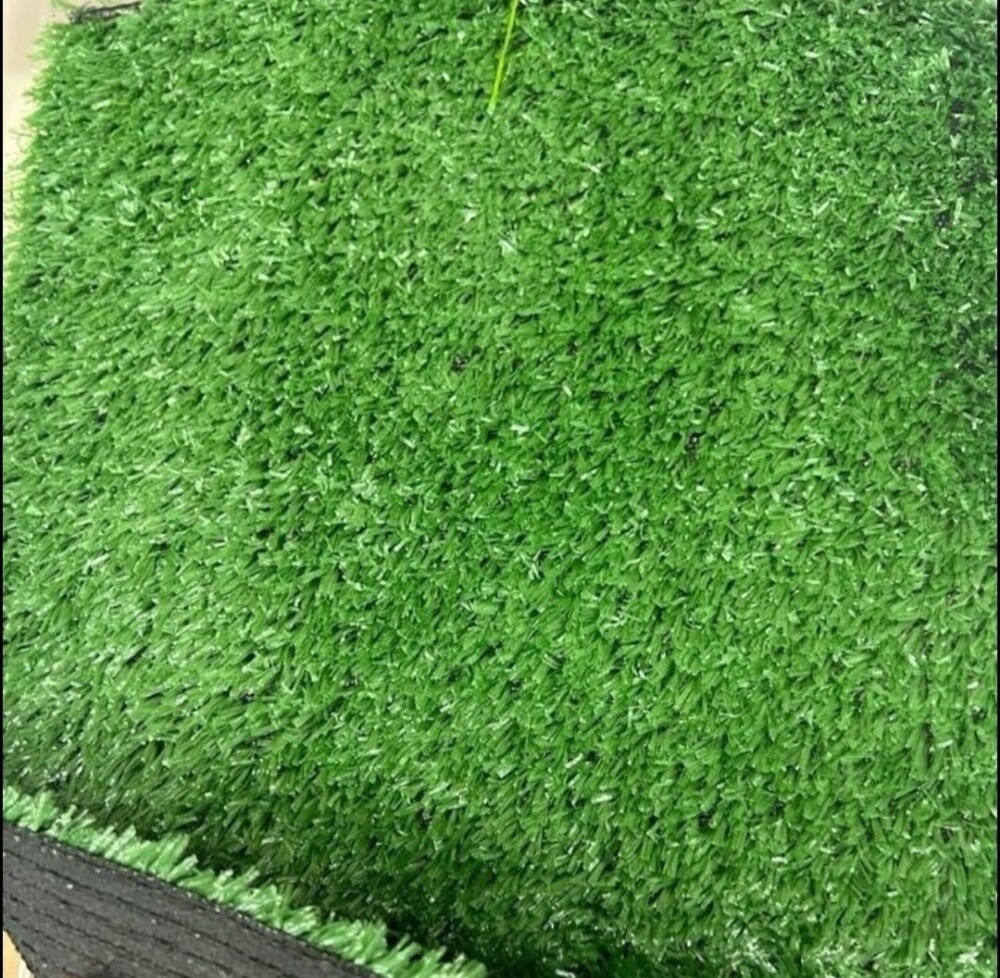 green carpet - 1