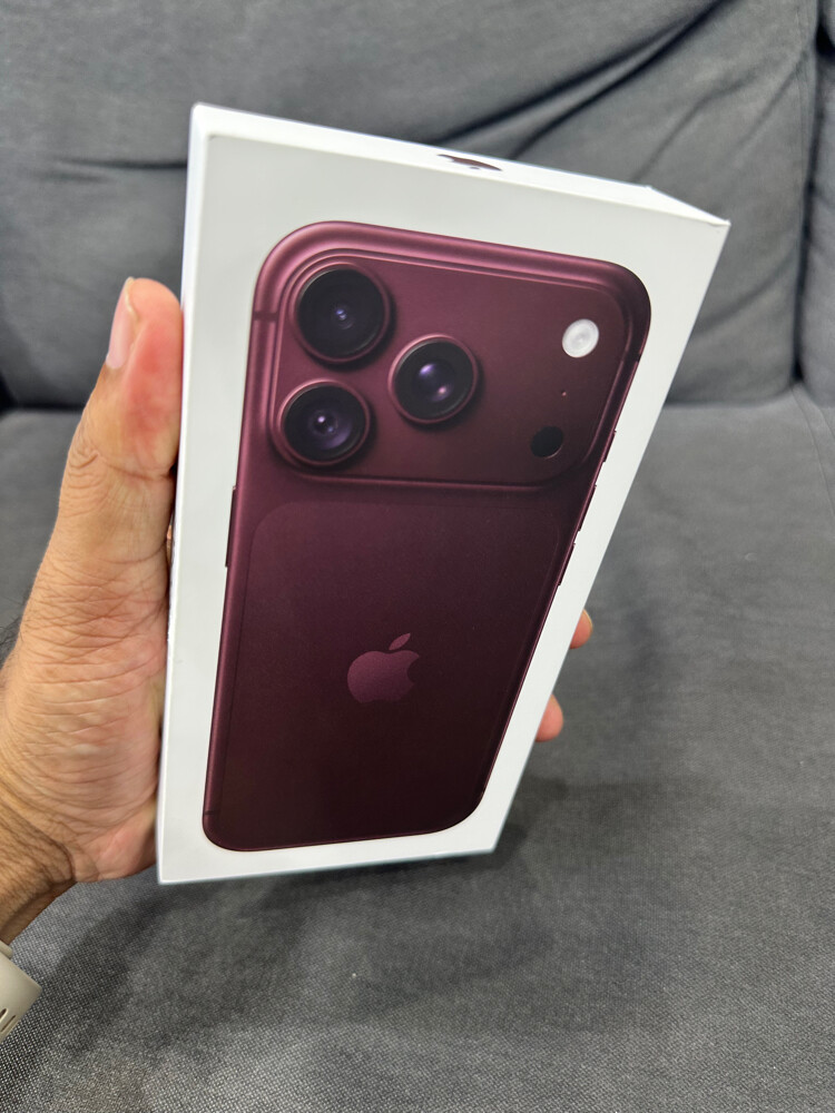 IPhone 18 Pro 256gb Burgundy - 4