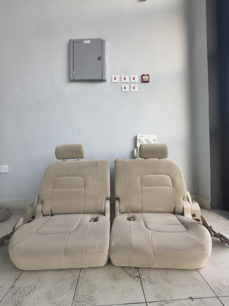 Toyota land cruiser - 2