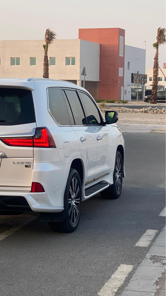 لكزيس ال اكس 570 اس - 2