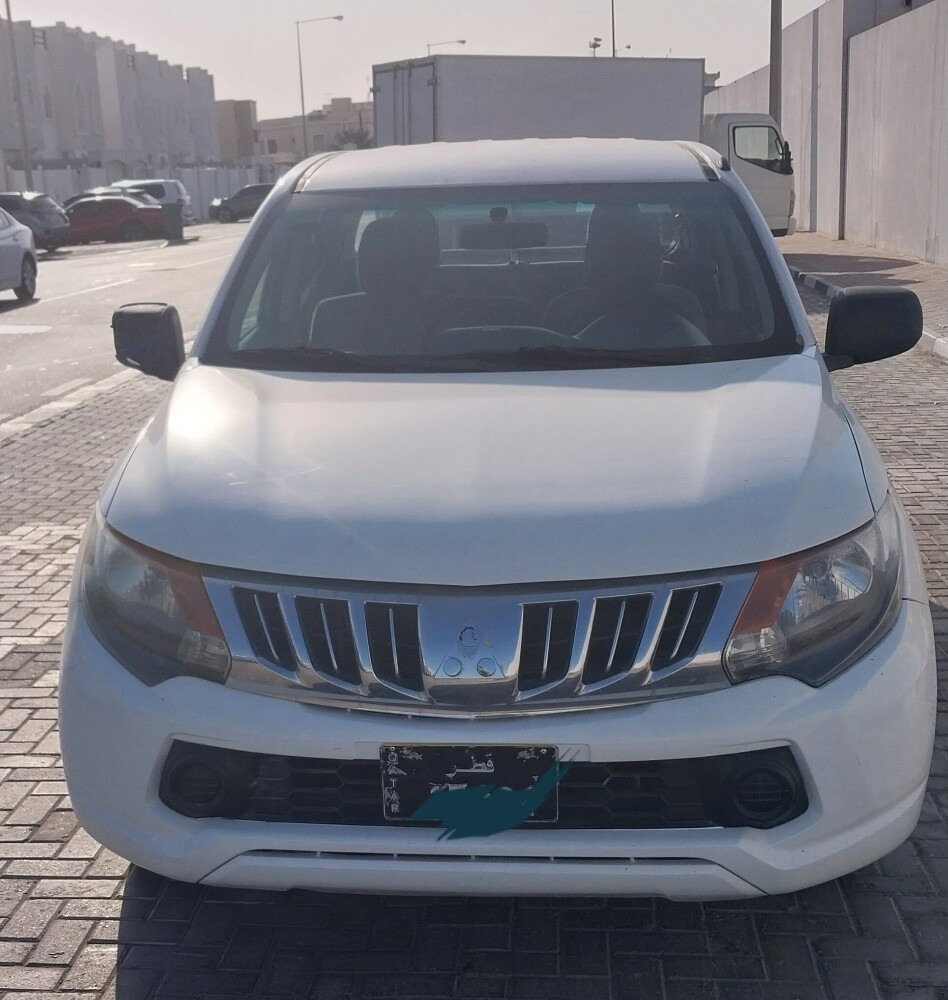 Mitsubishi L200 Pick up  2016 Model - 1