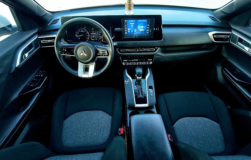 MITSUBISHI XFORCE 2025 - 9