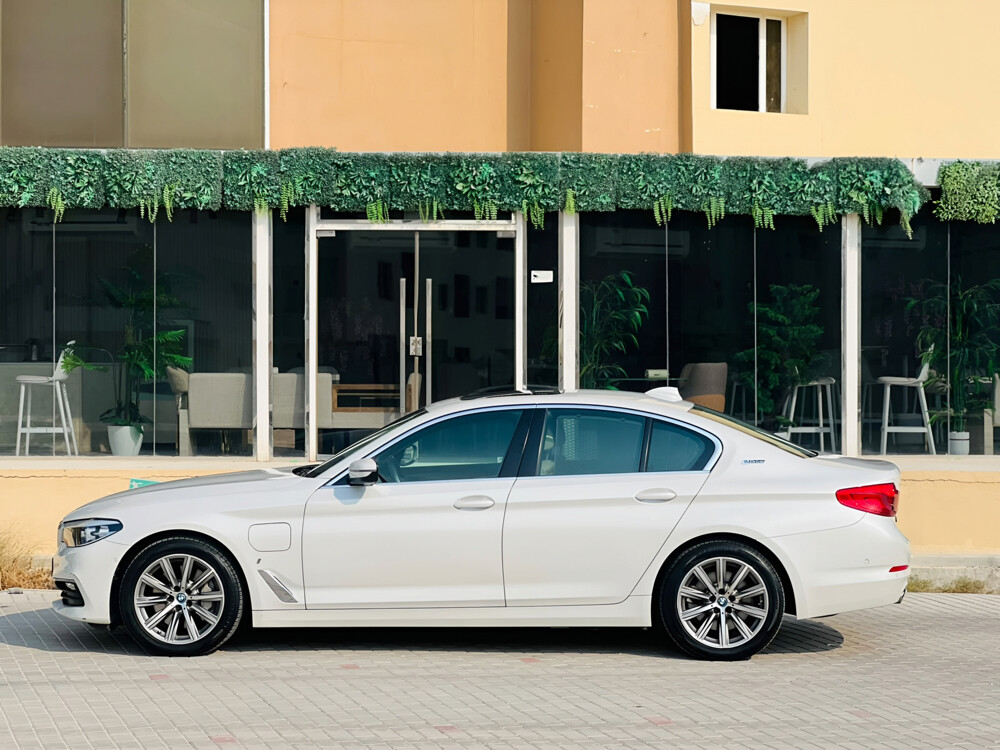 BMW 5-SERIES 2019 LIKE NEW - 8