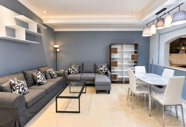 Modern 2-Bedroom Apartment - 9