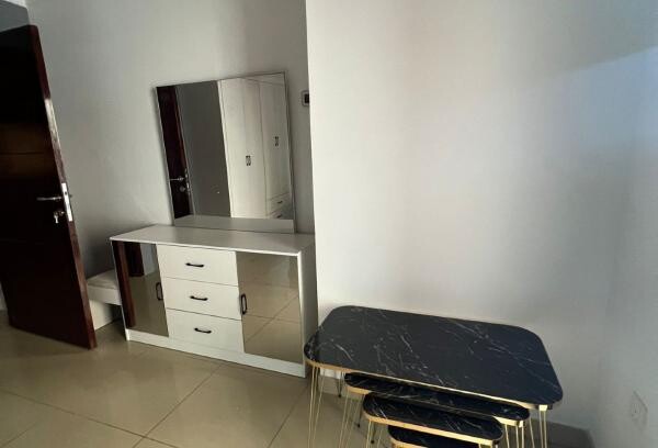 Modern 2-Bedroom Apartment - 5