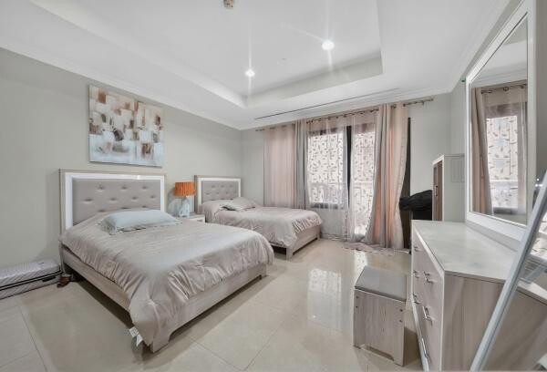 Spacious 2 BR Stunning Marina VieW - 8