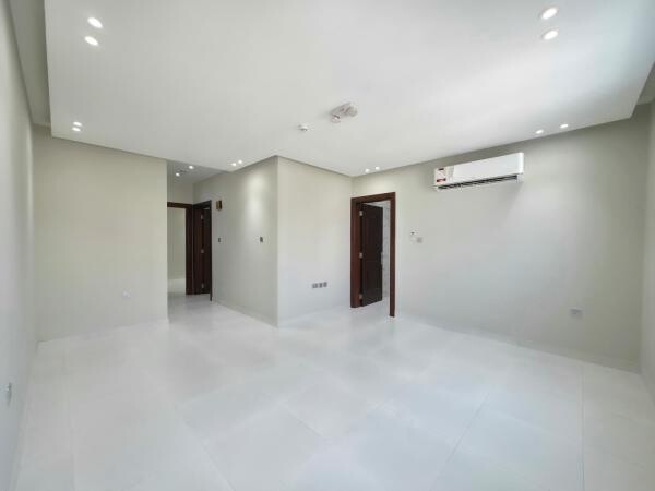 3 BHK UF APARTMENT | OLD AL GHANIM - 2