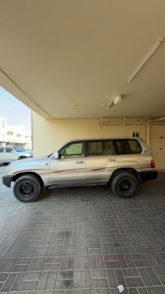 LC 100 2002 562KM QR 25K - 2