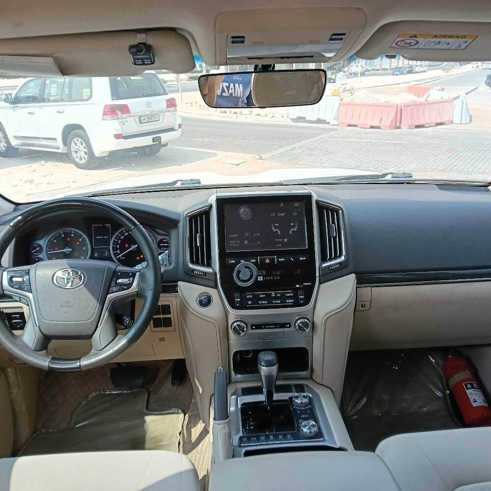 في اكس ار 2021 ابيض - 8