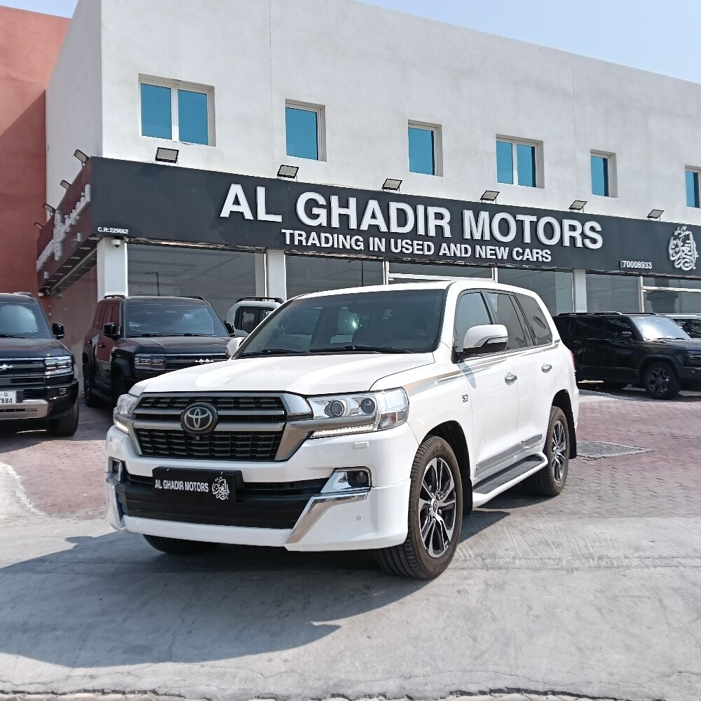 في اكس ار 2021 ابيض - 1