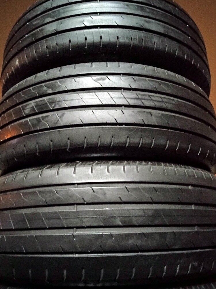 275-60-20,,,,, Goodyear brand - 3