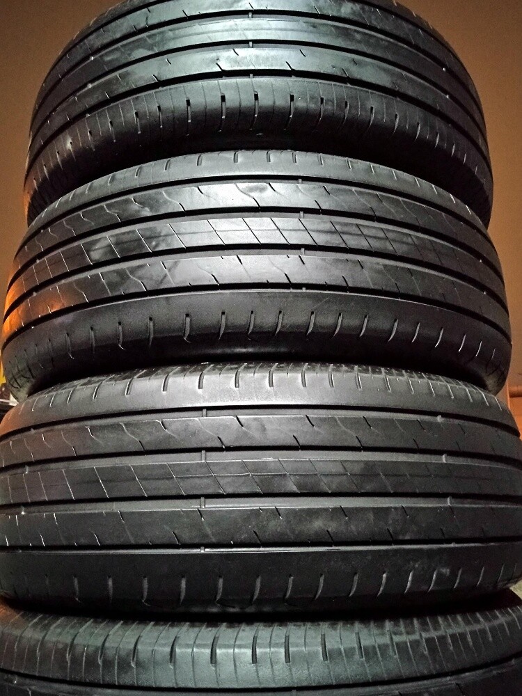 275-60-20,,,,, Goodyear brand - 2