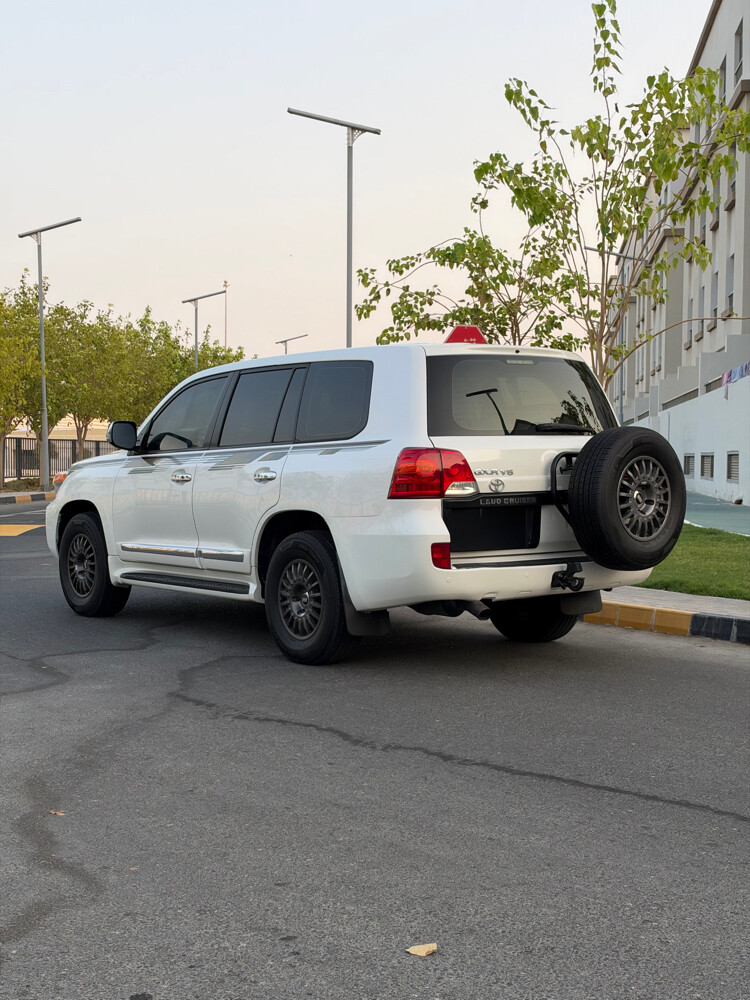 2015 Gxr V8 Limited (Leather+Diff) - 5