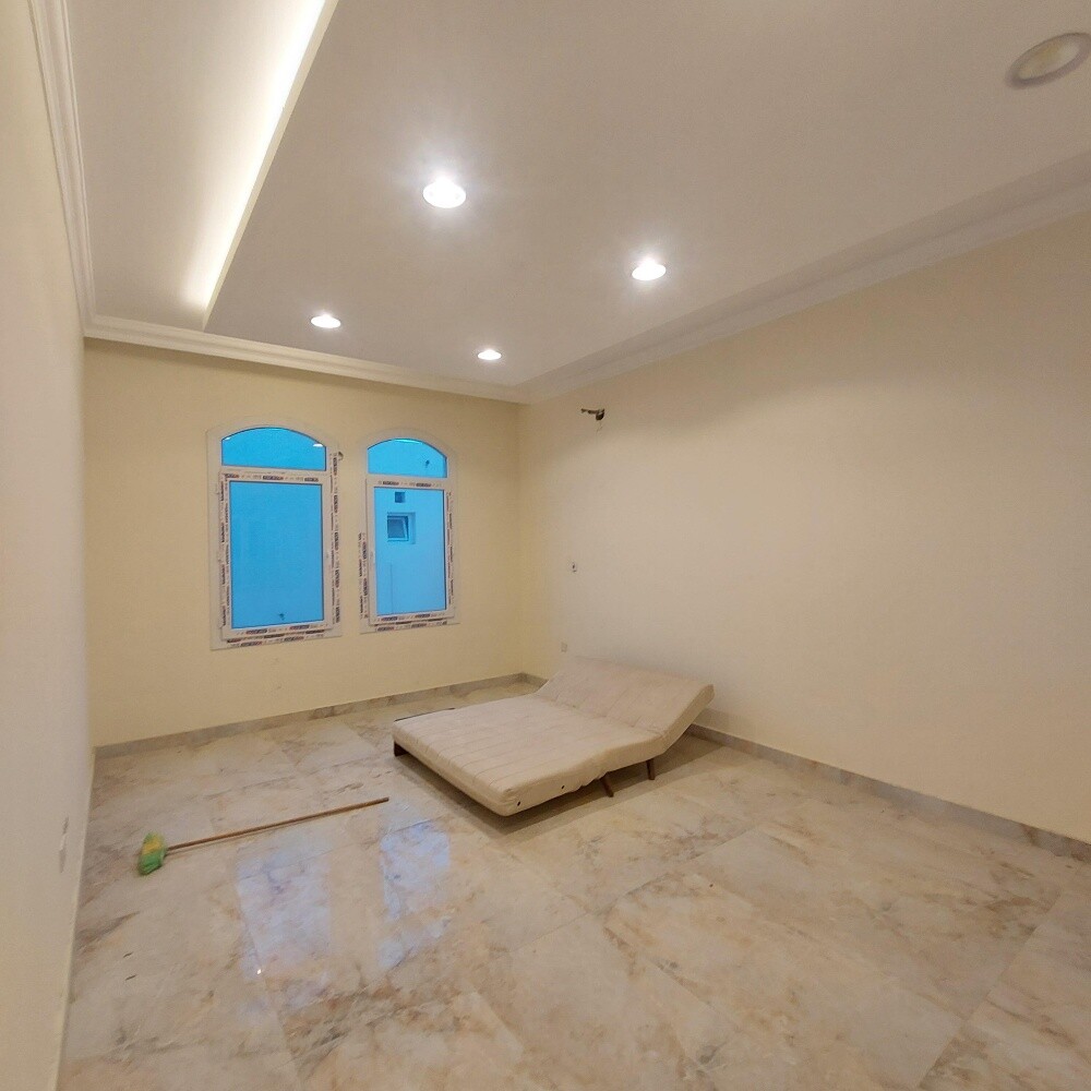 فلل لايجار الخرطيات ام صلال على - 11