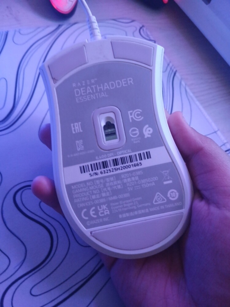 razer deathadder essential white - 3