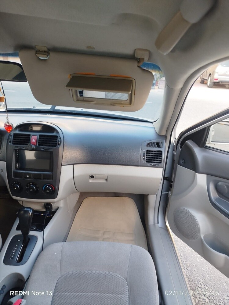 Kia cerato model 2005 for sale - 6