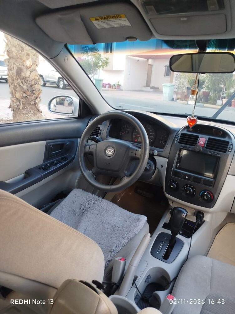 Kia cerato model 2005 for sale - 2