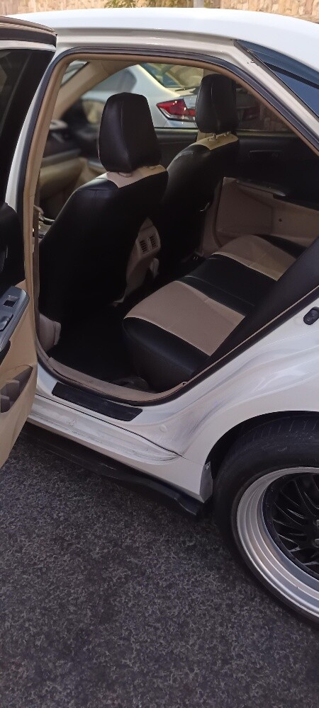 Toyota Camry 2016 GL - 8