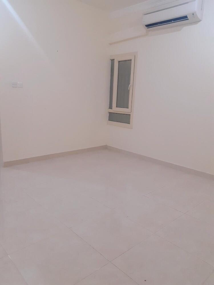wide 1BHK in muaizar no commission - 8