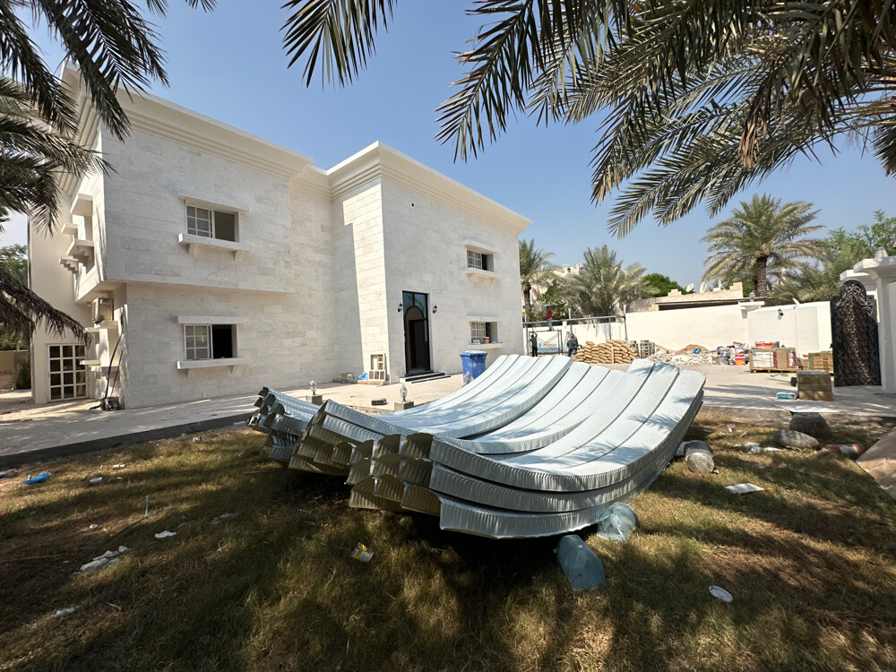 Villa in Al Dafna on the main road - 15