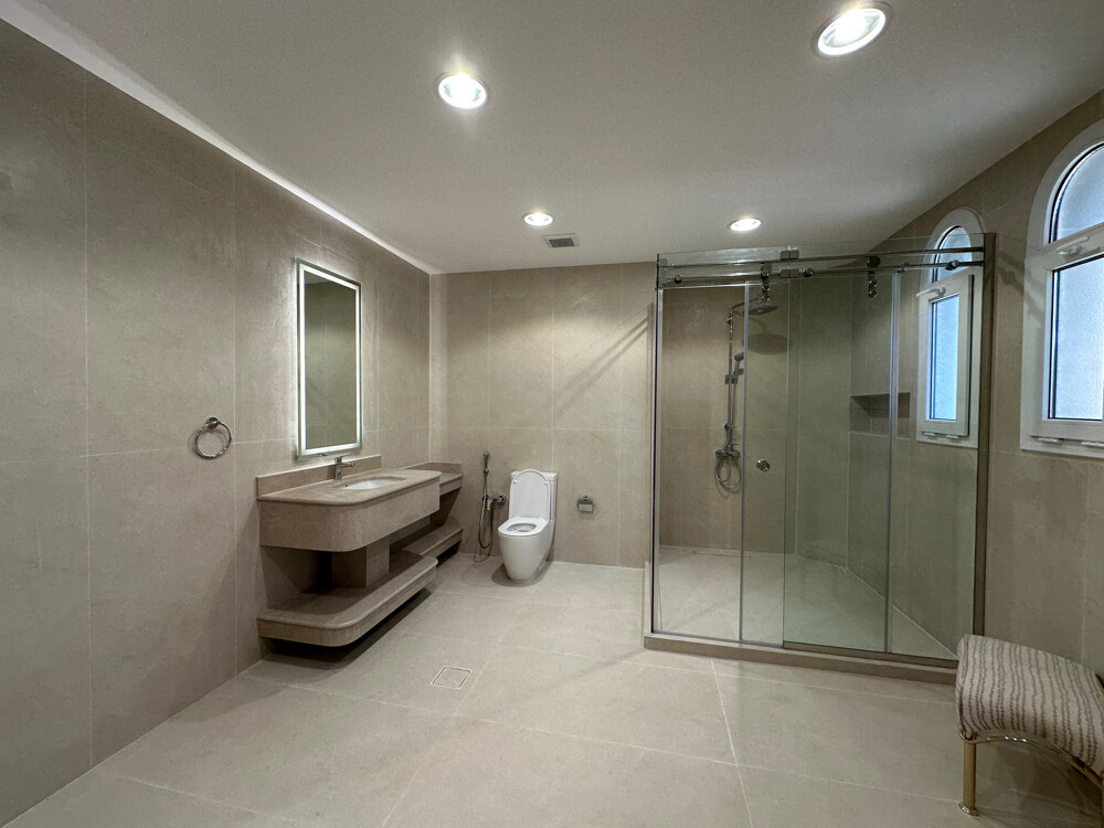 Villa for rent in Al Dafna West Bay - 18