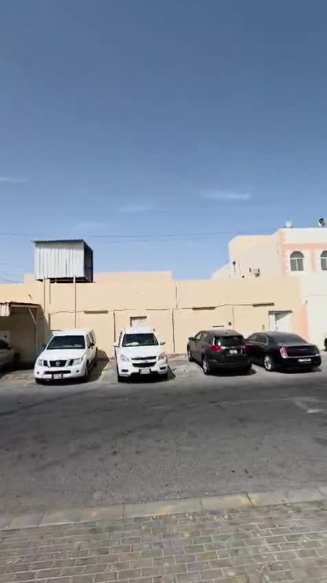 بيت كبير للبيع في الريان - 1