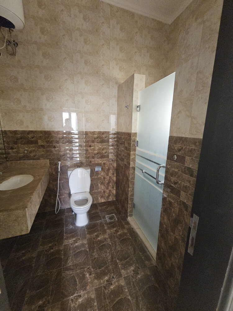للإيجار فيلا بالخيسه - 4