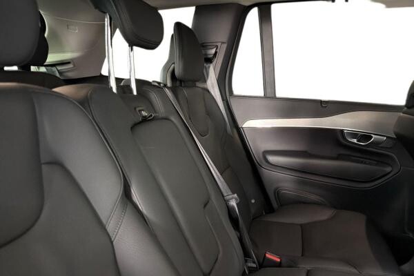 VOLVO XC90 2.0L 2024 B5 - 9