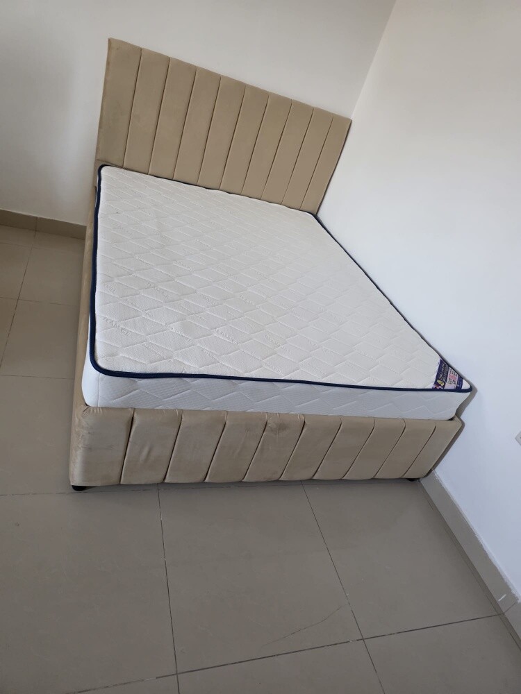 سرير ومرتبة - 15
