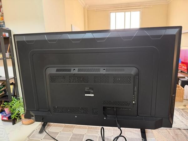 TV Toshiba 50"  for sale - 2