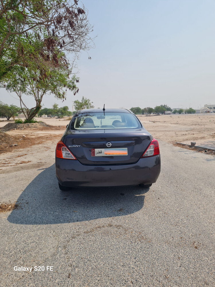 Nissan sunny full option  - 2