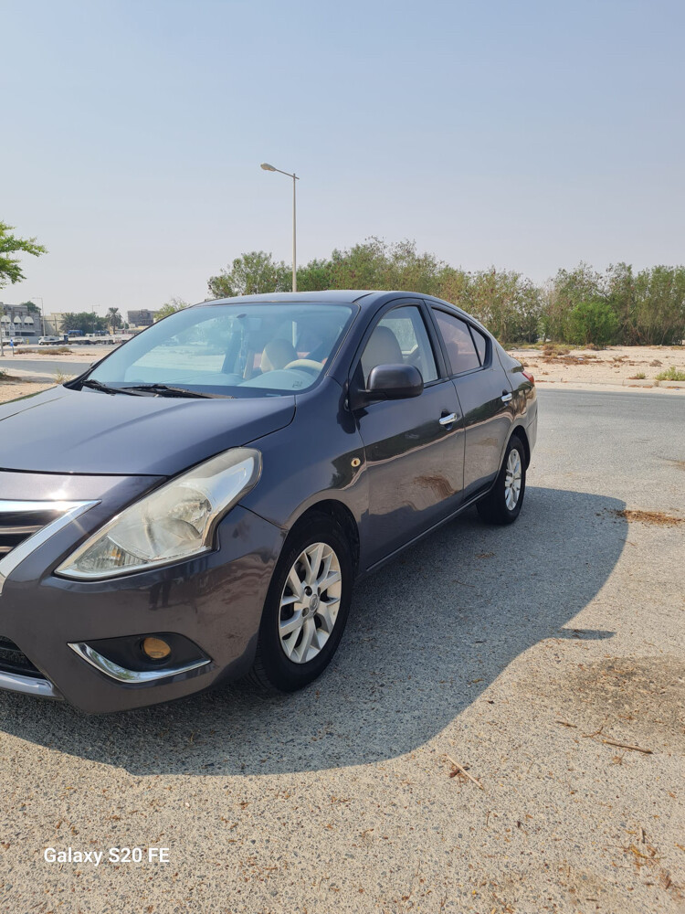 Nissan sunny full option  - 6