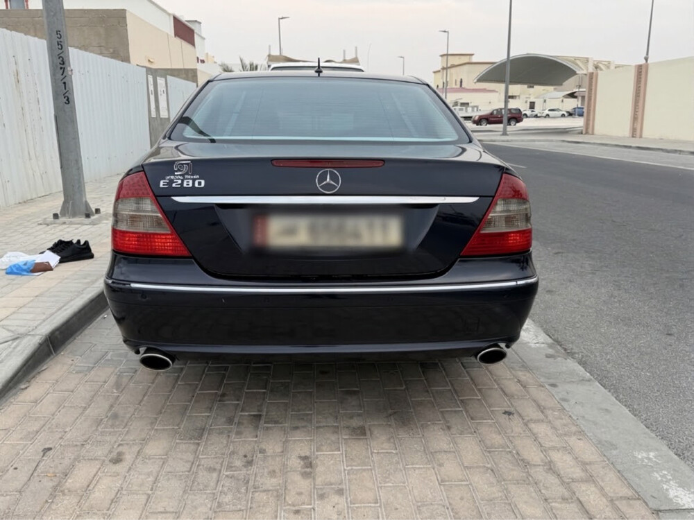 مرسيدس اي ٢٨٠ - 3