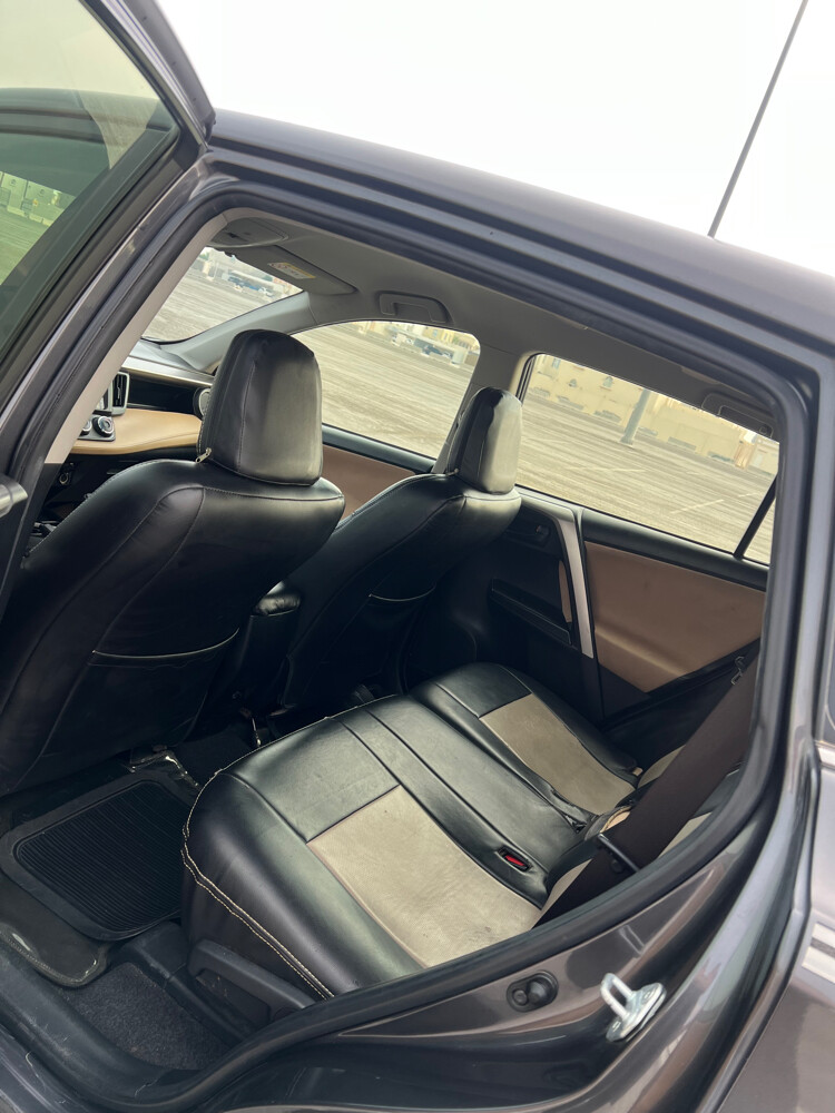 TOYOTA RAV4 2017 LOW MILEAGE - 8