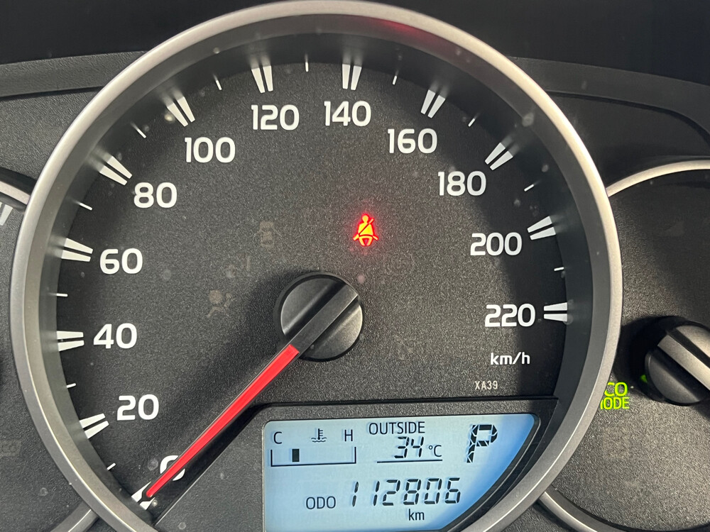 TOYOTA RAV4 2017 LOW MILEAGE - 4