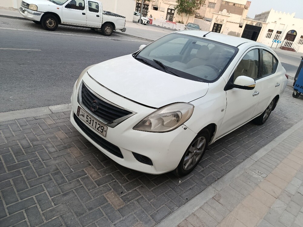 السياره ممتازه ما عليها شي - 7