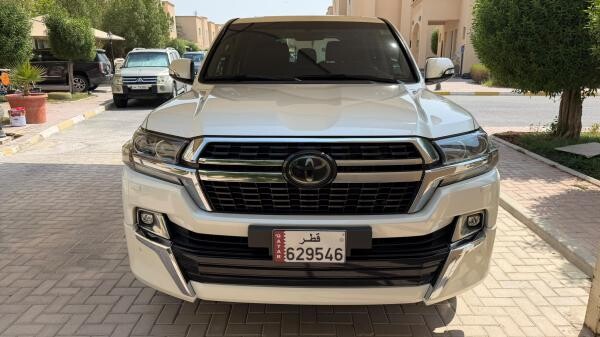 Toyota Land Cruiser GXR 2018 - 6