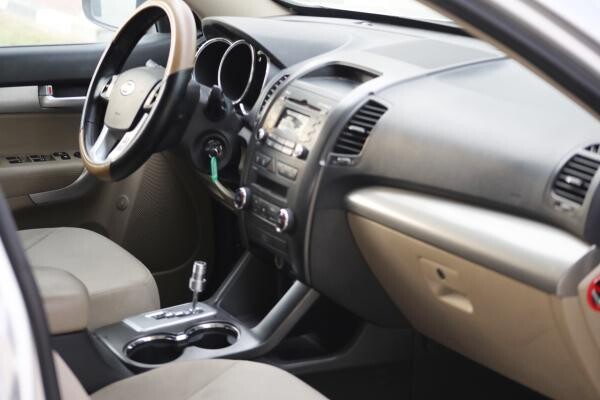 Kia Sorento - 3.5 - 8