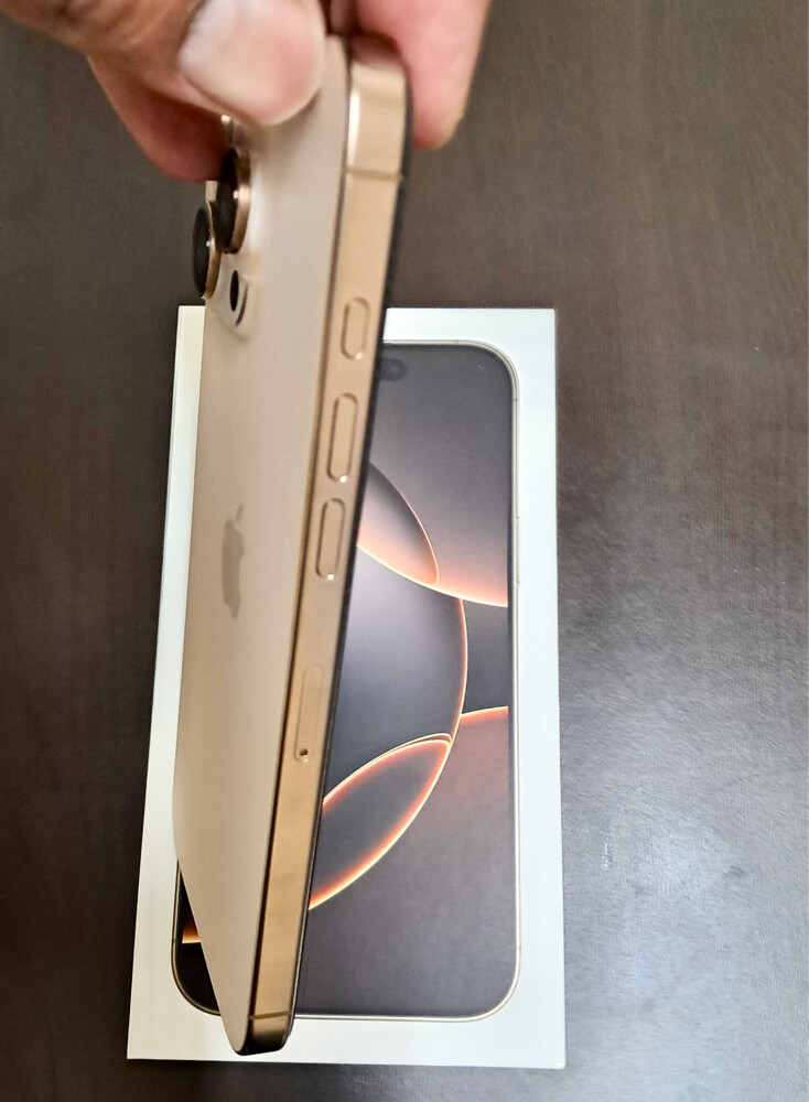 IPhone 16 ProMax - 2