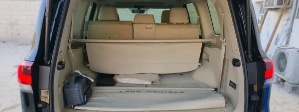 Land Cruiser GXR Twin Turbo - 6